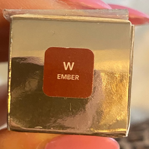 BECCA COSMETICS - ULTIMATE LIPSTICK LOVE - EMBER BNIB! - Picture 3 of 4
